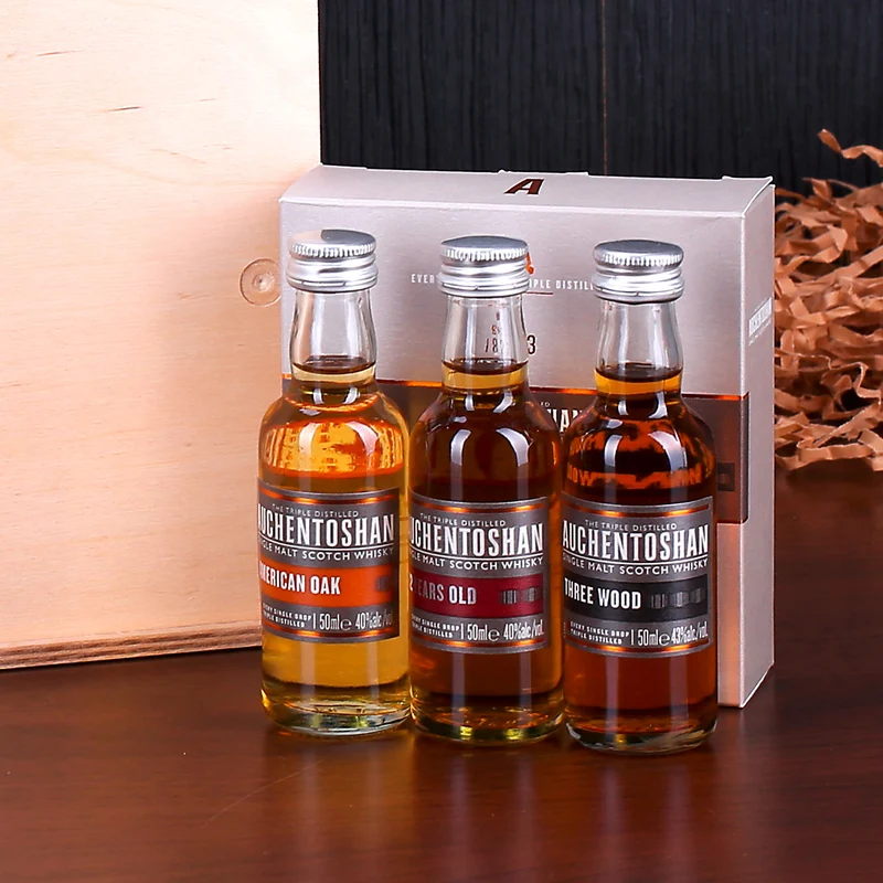 Auchentoshan Miniaturen Set in dekorativer Verpackung, 3 x 50ml