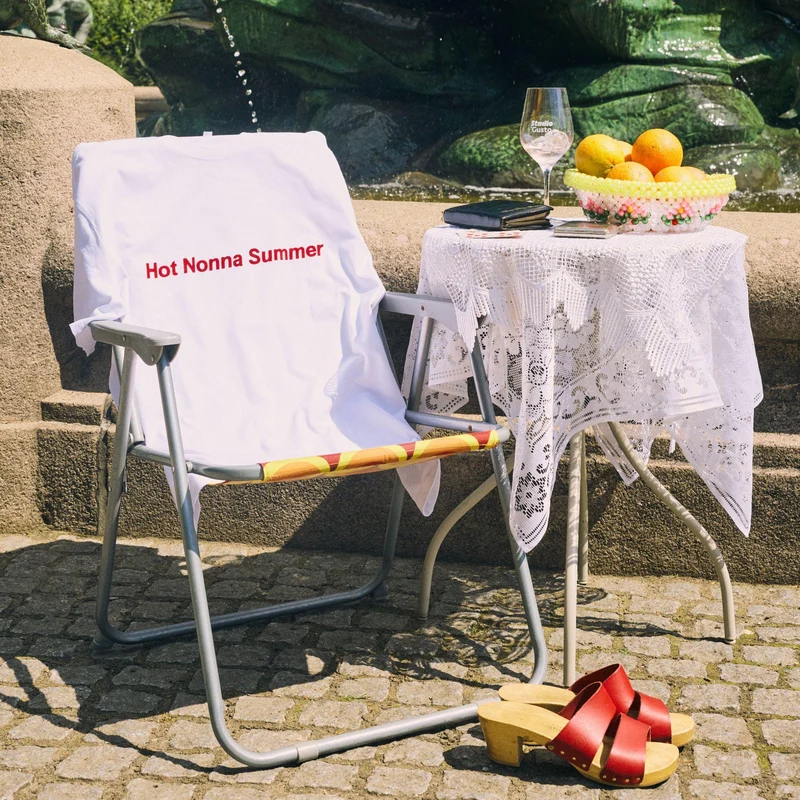 T-Shirt Hot Nonna Summer
